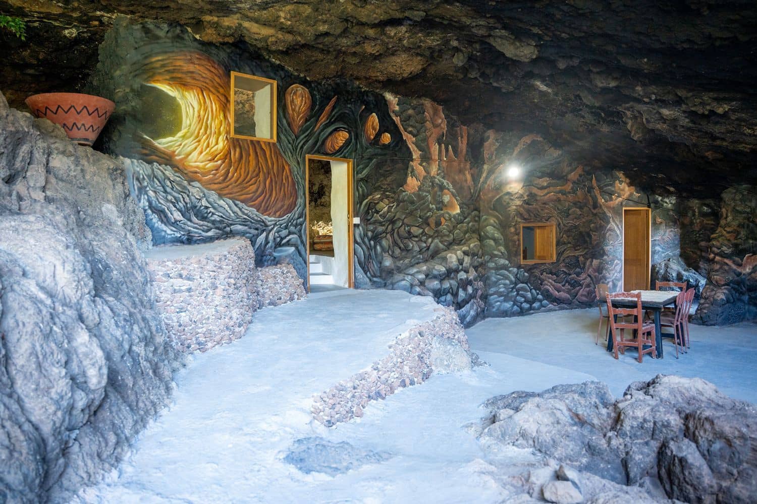 4 bedroom Finca/Country House for sale in Moya with garage - € 80,000 (Ref: 9694636)