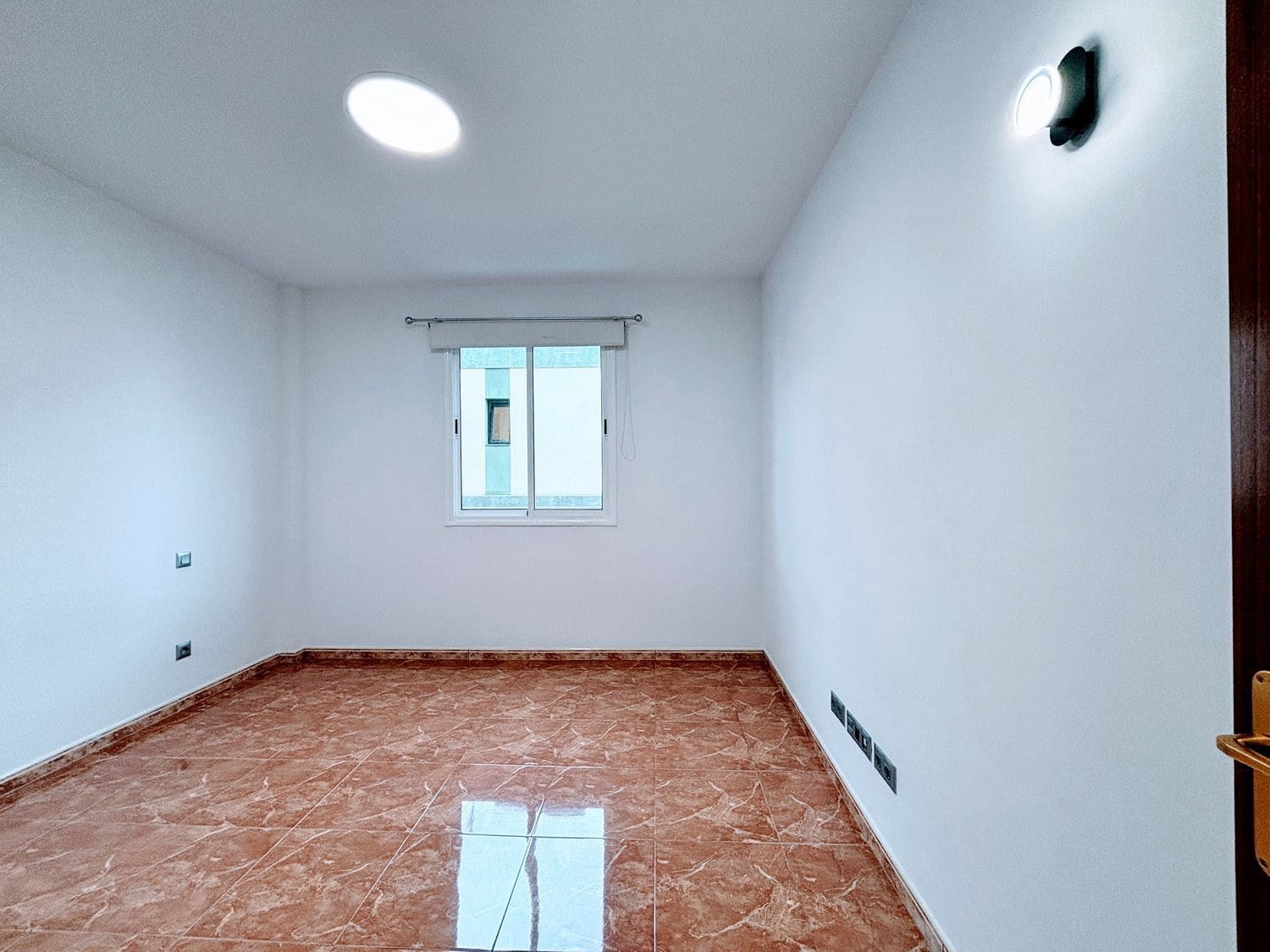 2 bedroom Apartment for rent in Arucas with garage - € 800 (Ref: 9694638)