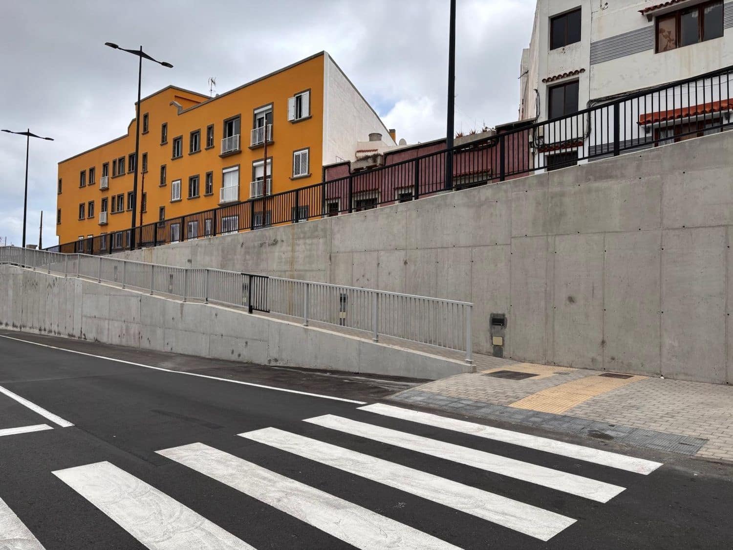 2 bedroom Apartment for rent in Arucas with garage - € 800 (Ref: 9694638)