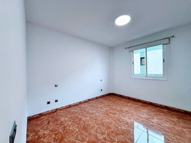 2 Zimmer Apartment zu vermieten in Arucas mit Garage - 800 € (Ref: 9694638)