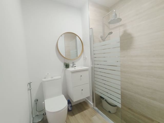 2 slaapkamer Appartement te huur in Guanarteme, Las Palmas de Gran Canaria met garage - € 1.350 (Ref: 9694639)