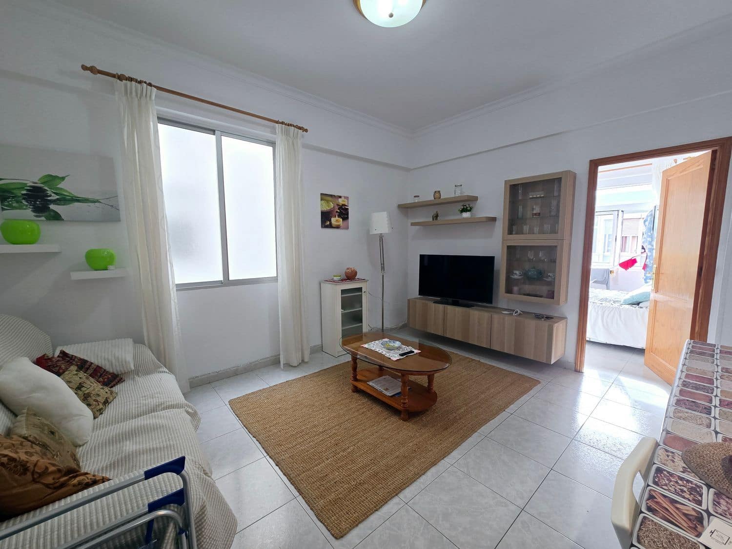 1 bedroom Apartment for rent in Las Palmas de Gran Canaria with garage - € 900 (Ref: 9697943)