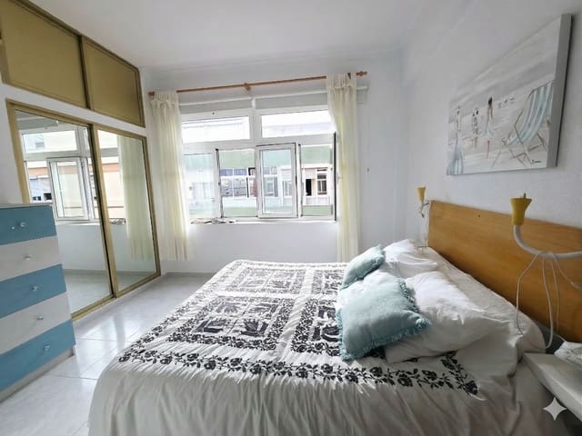 1 slaapkamer Appartement te huur in Santa Catalina - Canteras, Las Palmas de Gran Canaria met garage - € 900 (Ref: 9697943)