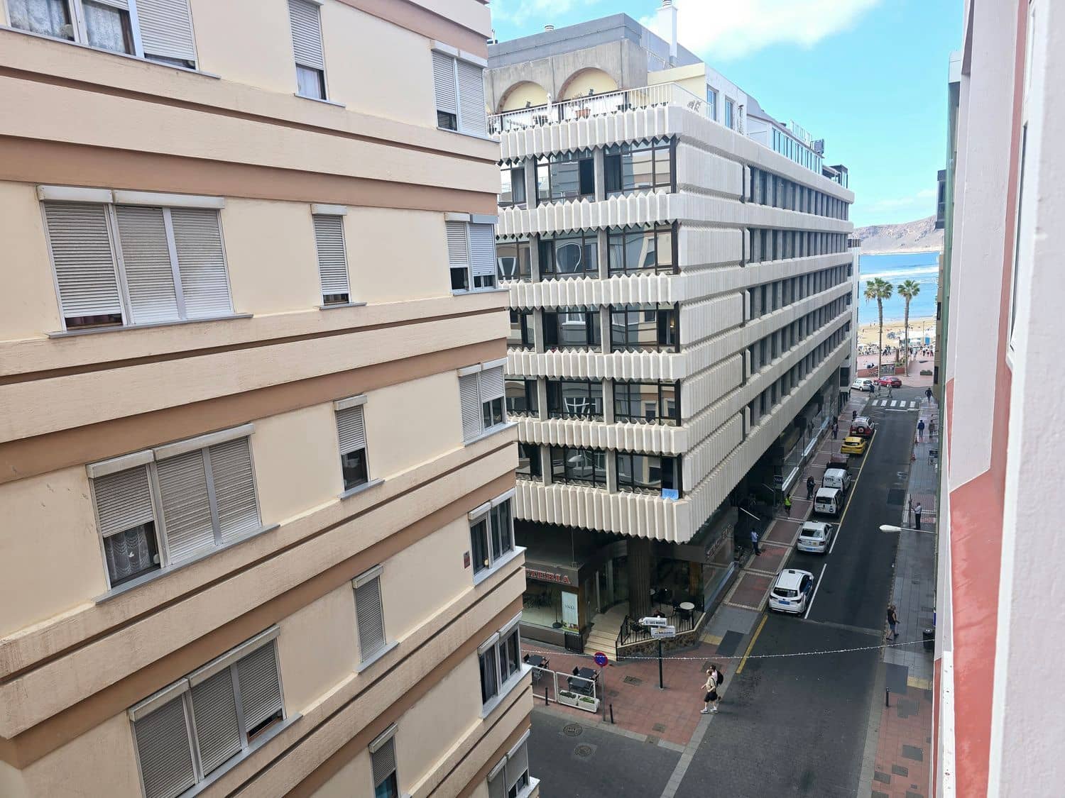 1 bedroom Apartment for rent in Las Palmas de Gran Canaria with garage - € 900 (Ref: 9697943)