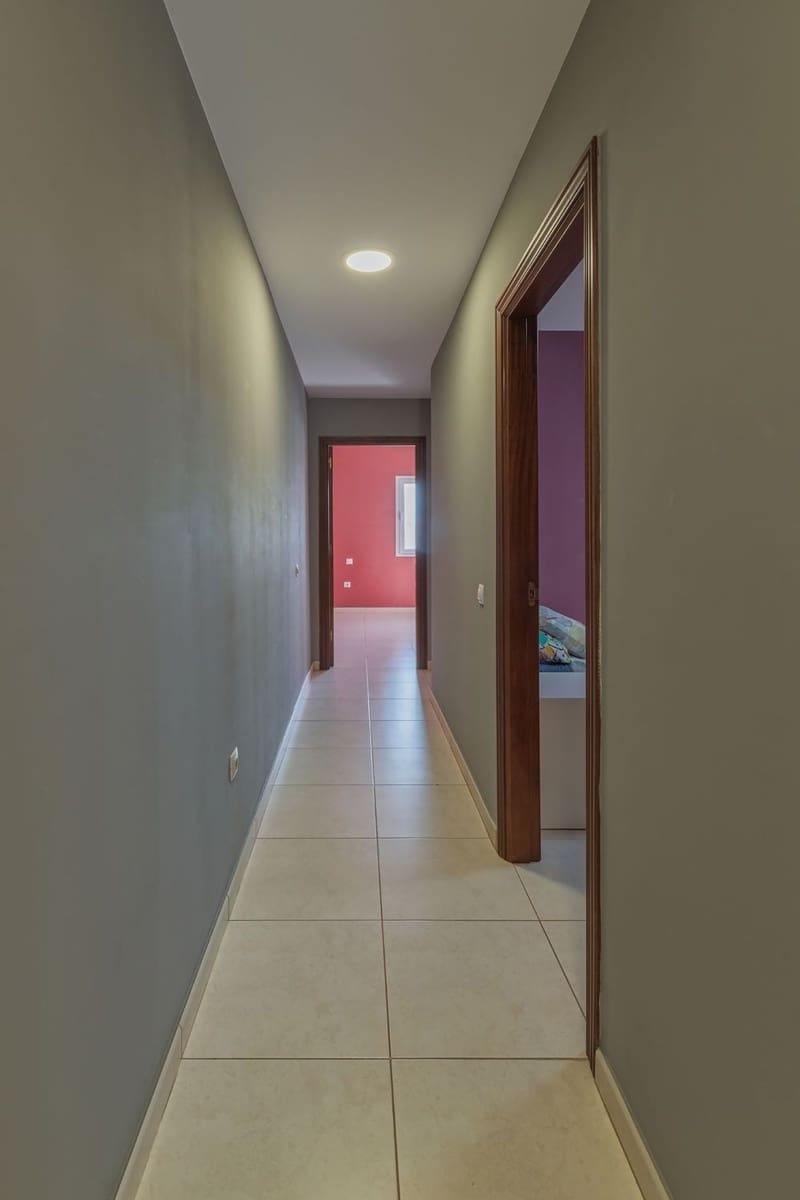 3 bedroom Apartment for sale in Puerto del Rosario with garage - € 173,000 (Ref: 9700348)