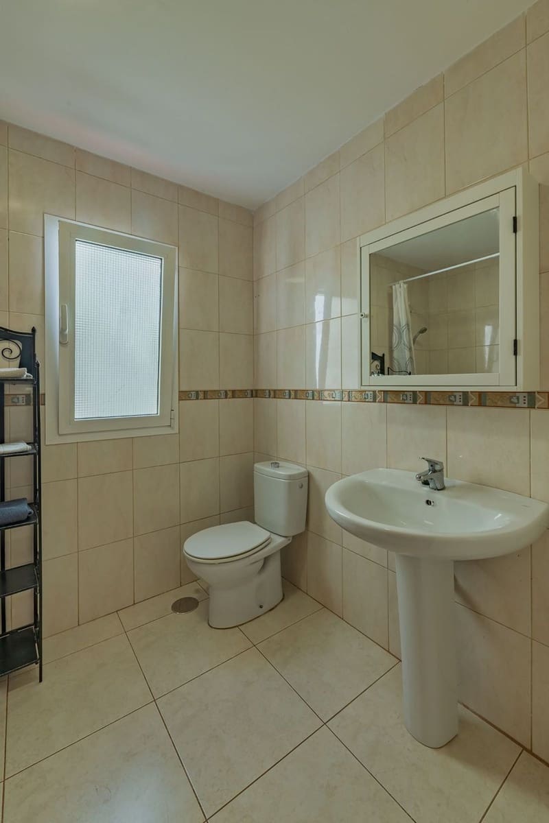 3 bedroom Apartment for sale in Puerto del Rosario with garage - € 173,000 (Ref: 9700348)