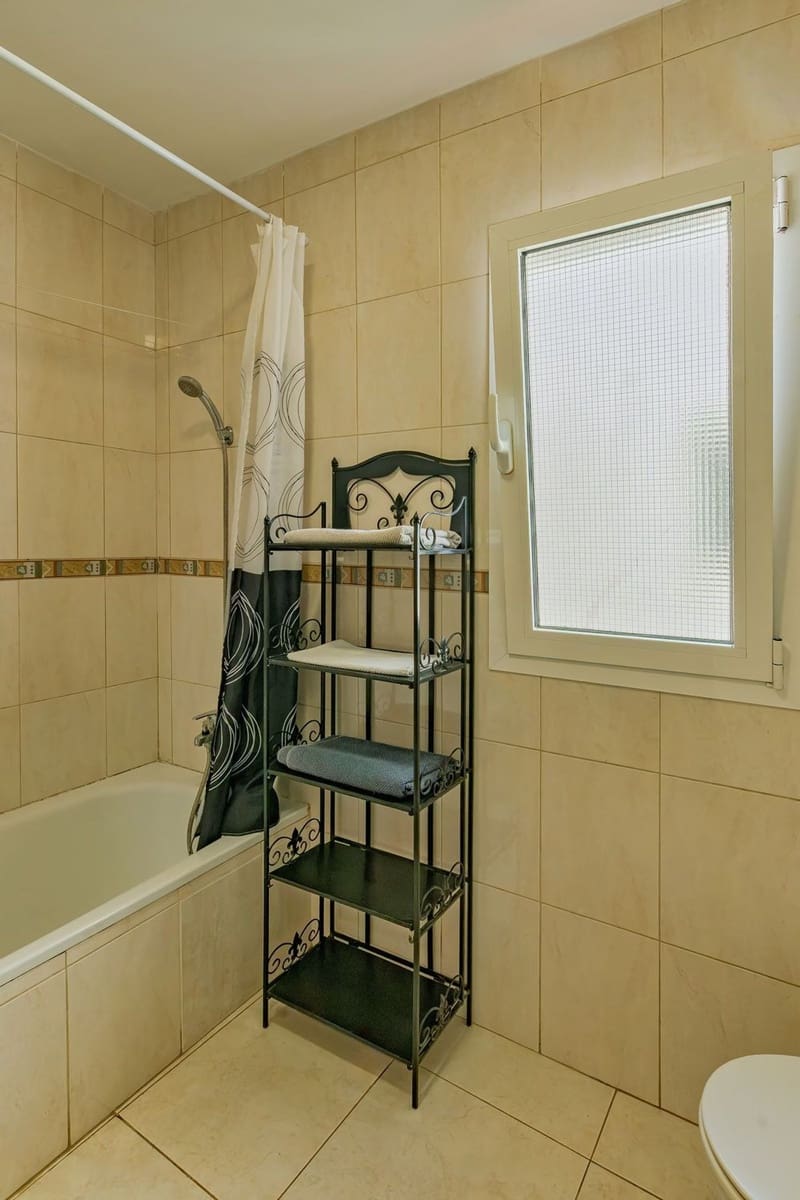 3 bedroom Apartment for sale in Puerto del Rosario with garage - € 173,000 (Ref: 9700348)