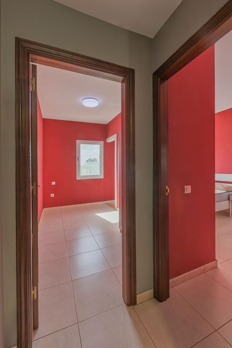 3 bedroom Apartment for sale in Puerto del Rosario with garage - € 173,000 (Ref: 9700348)