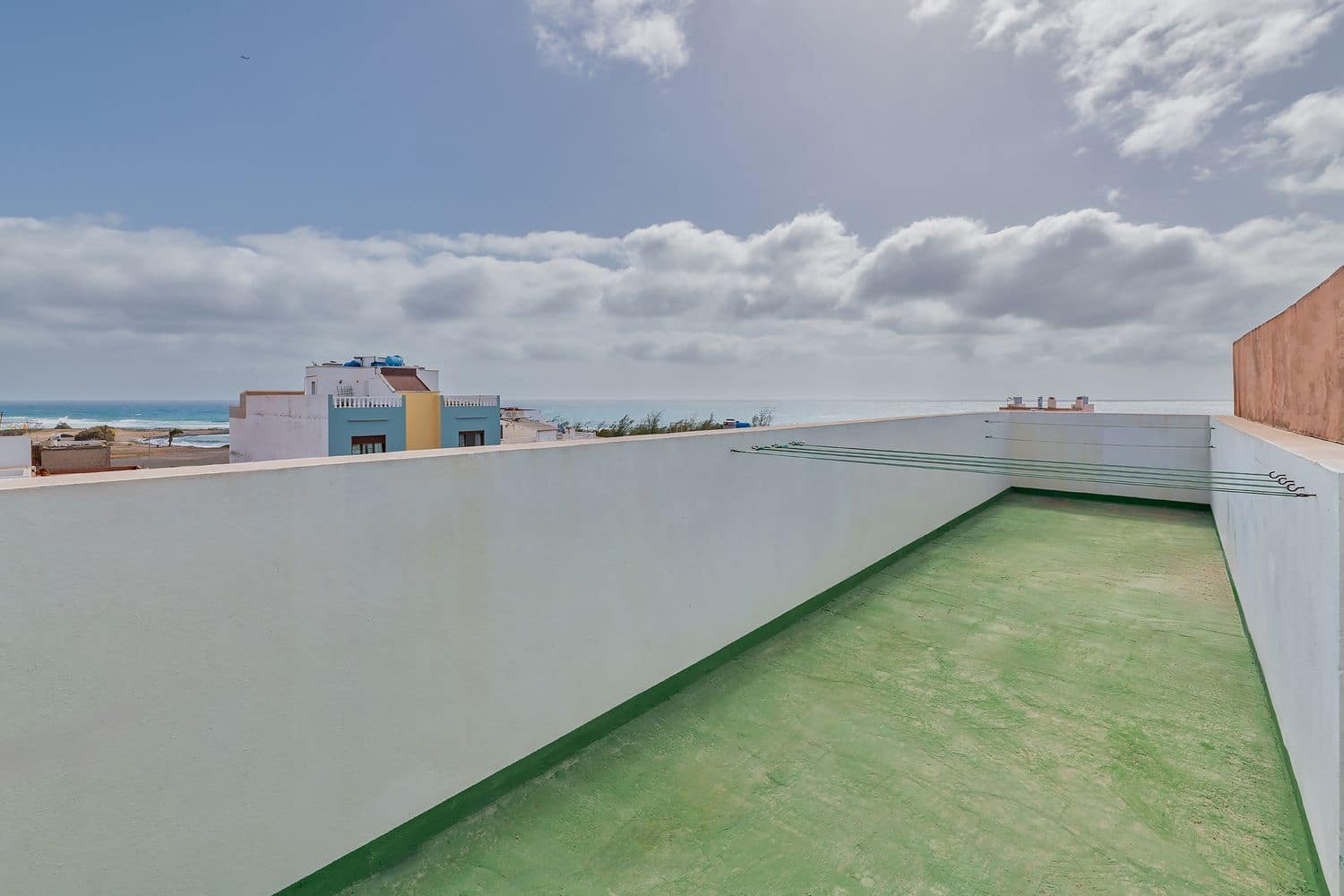 3 bedroom Apartment for sale in Puerto del Rosario with garage - € 173,000 (Ref: 9700348)