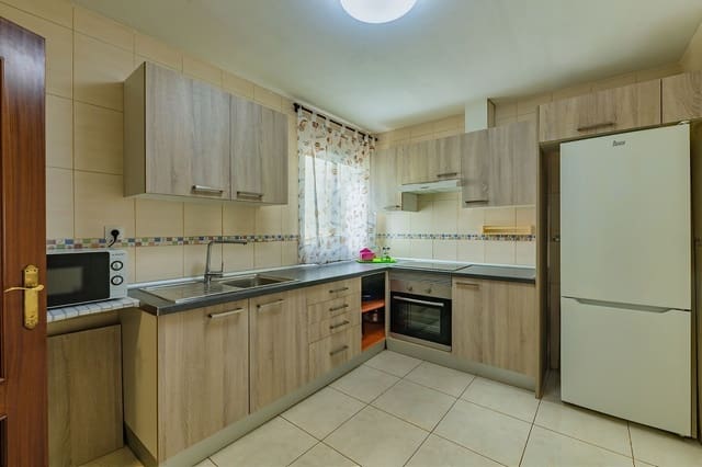 3 Zimmer Apartment zu verkaufen in Puerto del Rosario mit Garage - 173.000 € (Ref: 9700348)