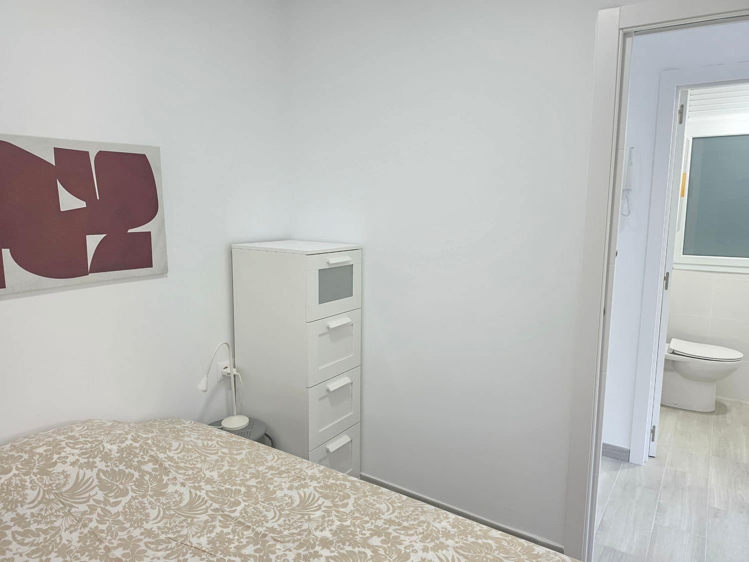 Apartment for rent in Las Palmas de Gran Canaria with garage - € 850 (Ref: 9700349)