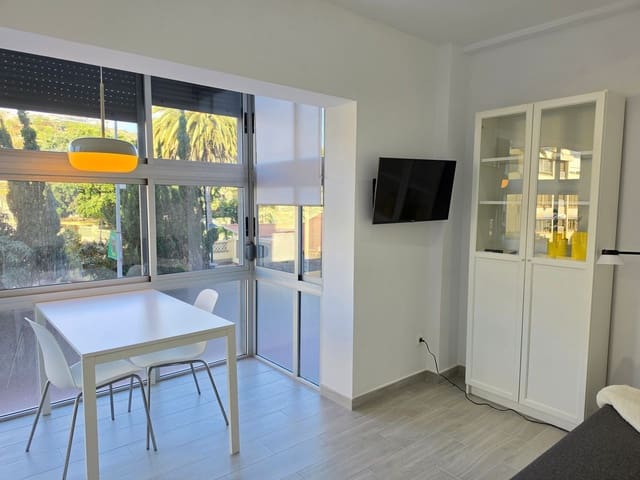Apartment zu vermieten in Ciudad Jardín, Las Palmas de Gran Canaria mit Garage - 850 € (Ref: 9700349)
