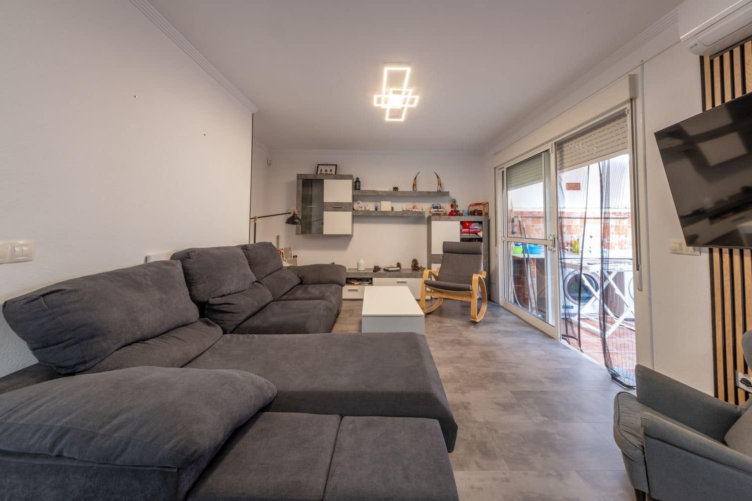 3 bedroom Townhouse for sale in Las Palmas de Gran Canaria with garage - € 365,000 (Ref: 9721036)