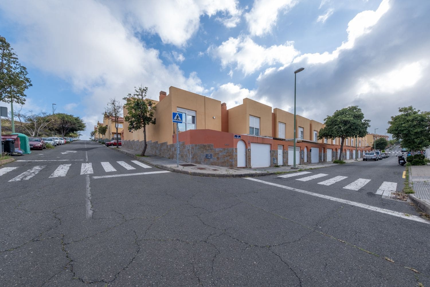 3 bedroom Townhouse for sale in Las Palmas de Gran Canaria with garage - € 365,000 (Ref: 9721036)