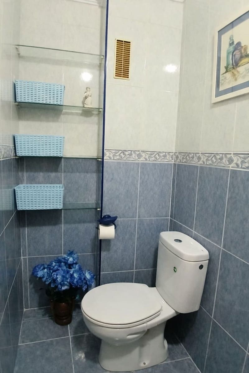 4 bedroom Apartment for sale in Las Palmas de Gran Canaria with garage - € 330,000 (Ref: 9731631)