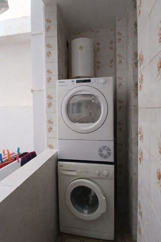 4 bedroom Apartment for sale in Guanarteme, Las Palmas de Gran Canaria with garage - € 330,000 (Ref: 9731631)