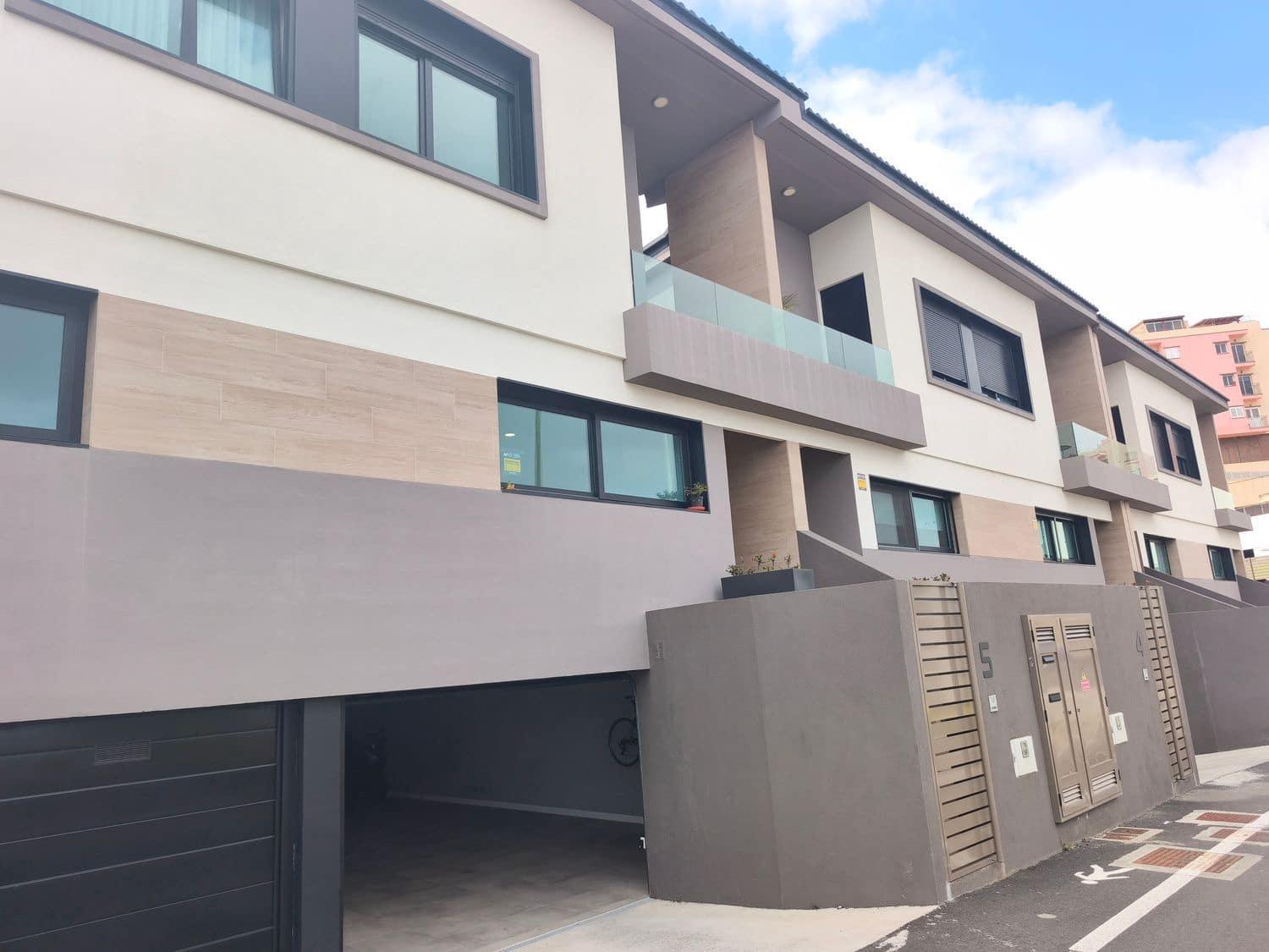 3 sypialnia Dom na sprzedaż w Santa Maria de Guia de Gran Canaria z garażem - 429 000 € (Ref: 9731632)