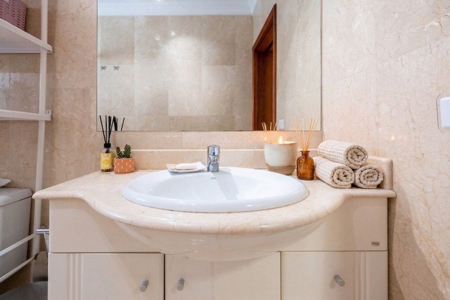 3 bedroom Apartment for sale in Las Palmas de Gran Canaria with garage - € 212,500 (Ref: 9731633)