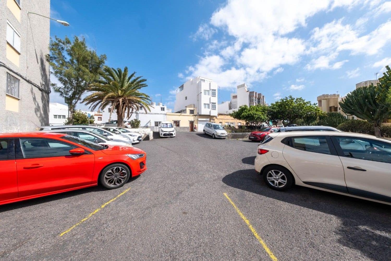 3 bedroom Apartment for sale in Las Palmas de Gran Canaria with garage - € 212,500 (Ref: 9731633)