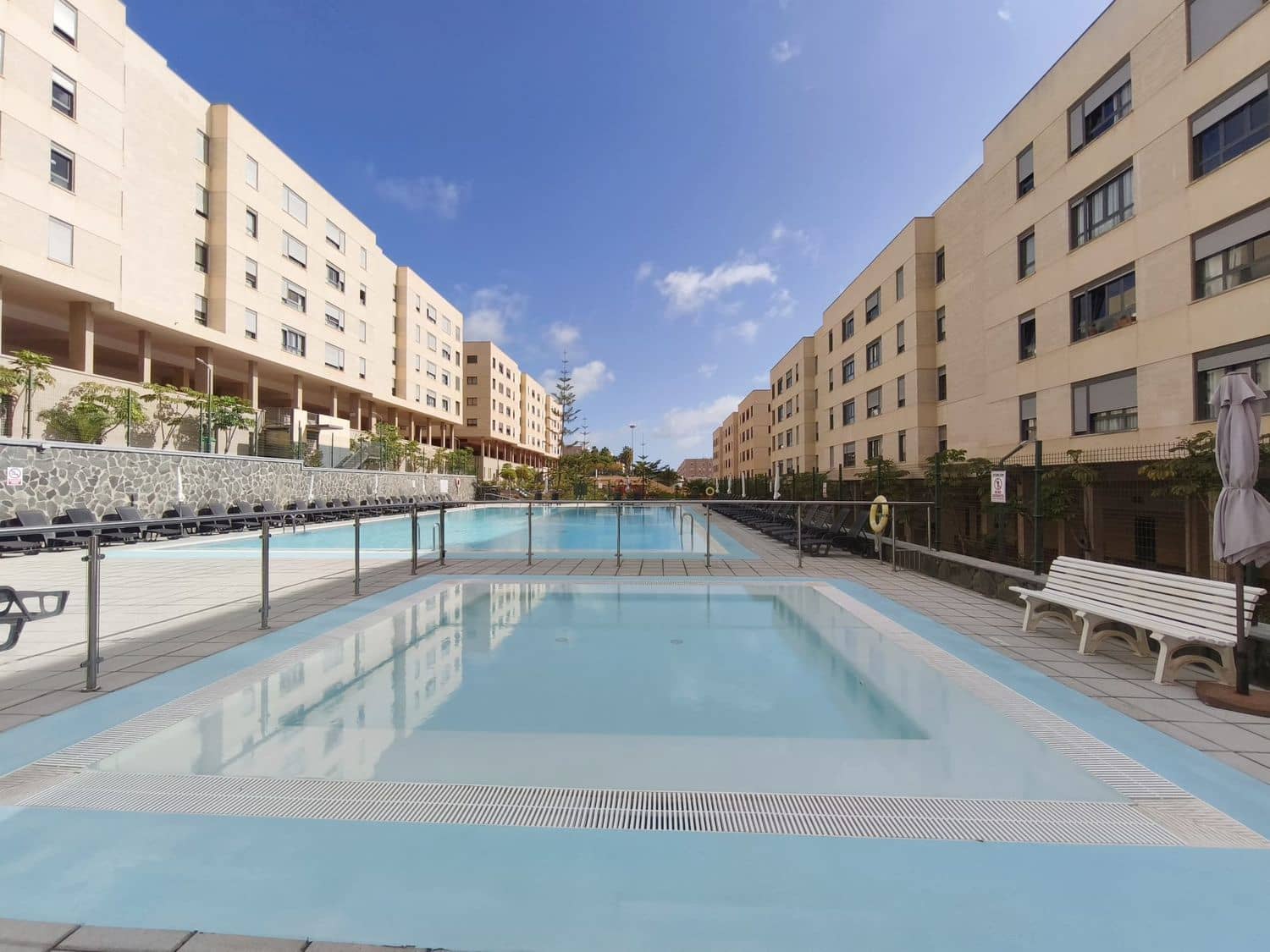 3 bedroom Apartment for sale in Las Palmas de Gran Canaria with pool garage - € 399,000 (Ref: 9731634)