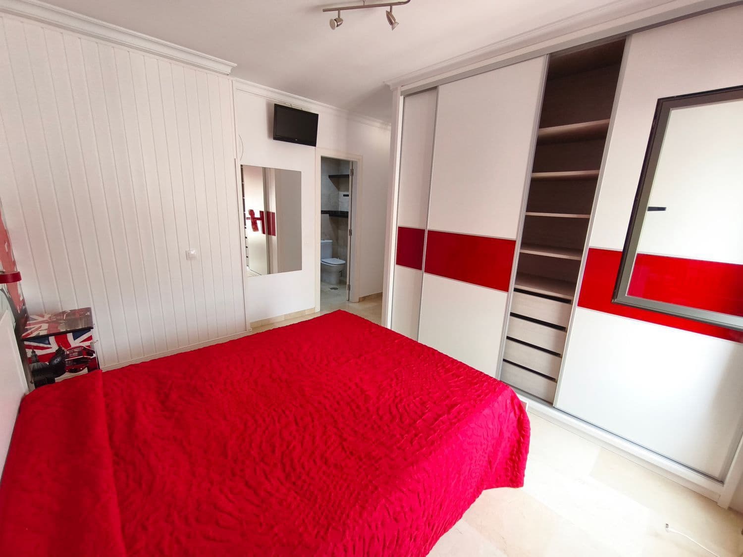 3 bedroom Apartment for sale in Las Palmas de Gran Canaria with pool garage - € 399,000 (Ref: 9731634)