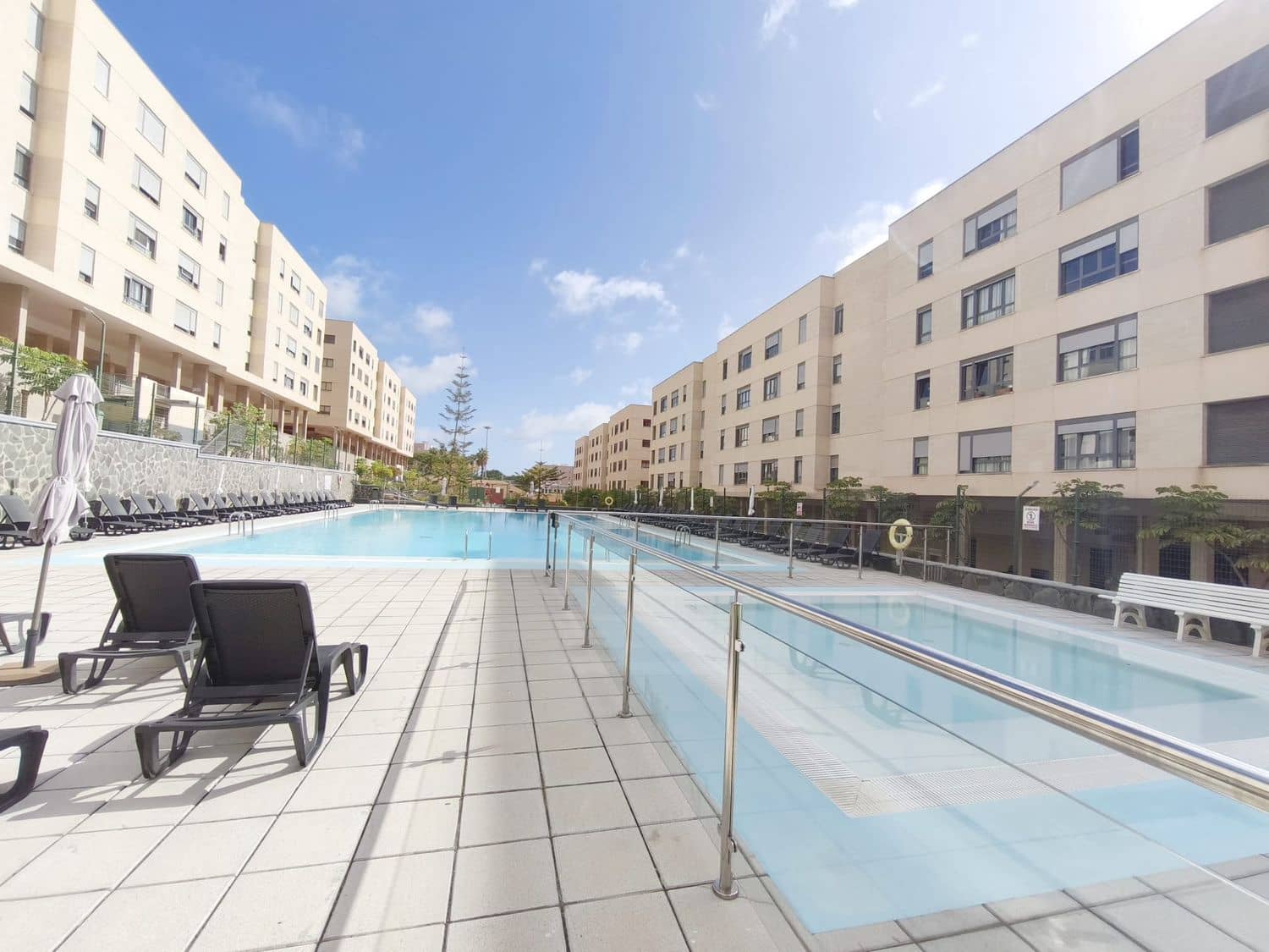 3 bedroom Apartment for sale in Las Palmas de Gran Canaria with pool garage - € 399,000 (Ref: 9731634)
