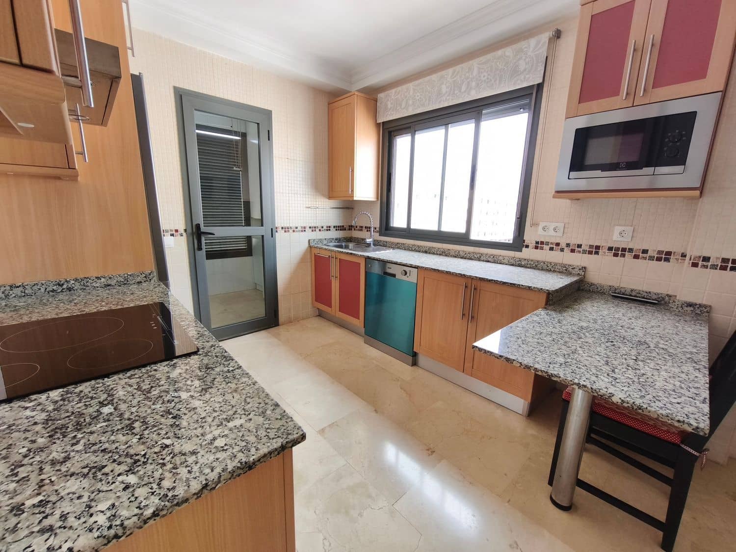 3 bedroom Apartment for sale in Las Palmas de Gran Canaria with pool garage - € 399,000 (Ref: 9731634)