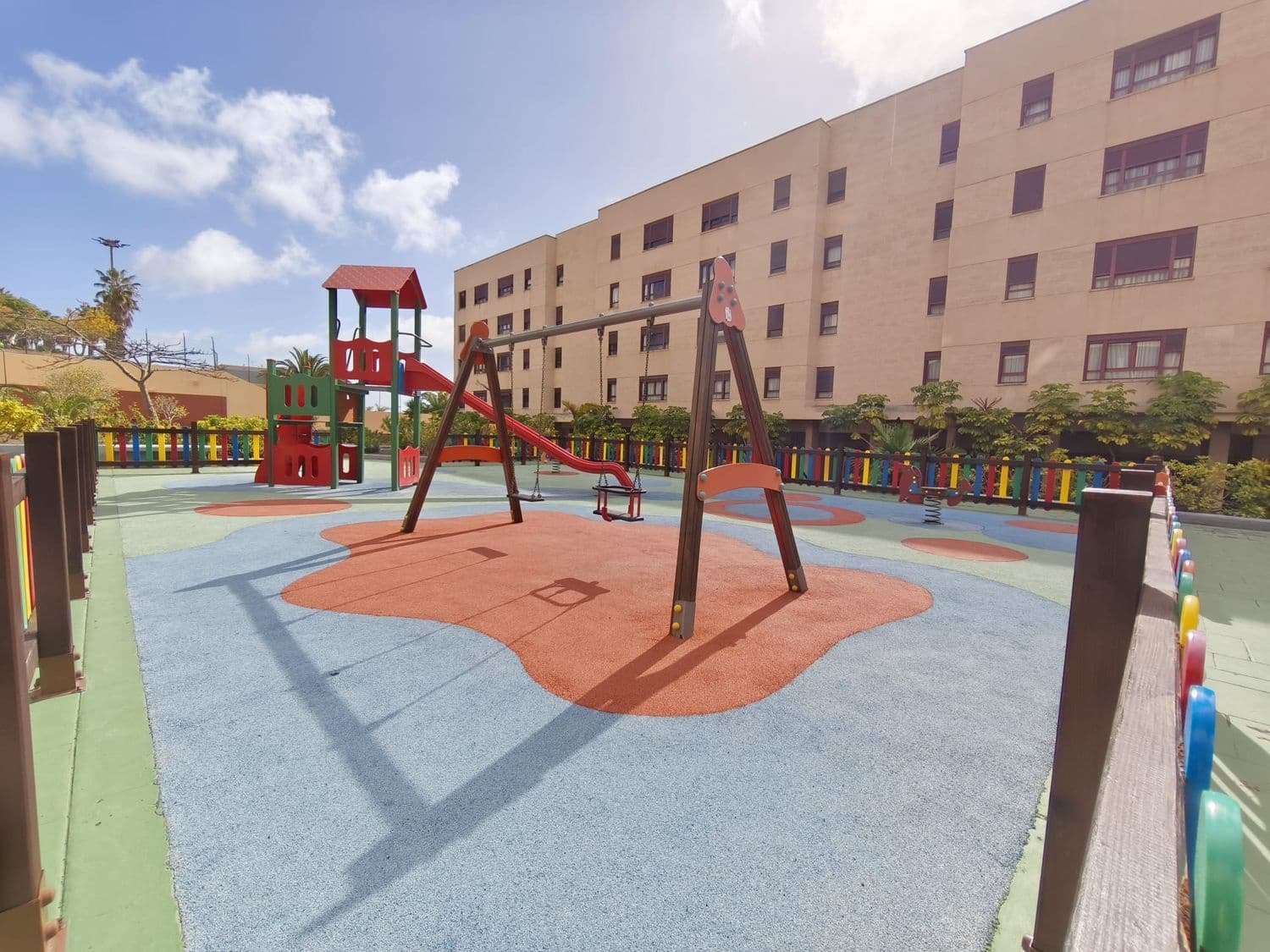 3 bedroom Apartment for sale in Las Palmas de Gran Canaria with pool garage - € 399,000 (Ref: 9731634)