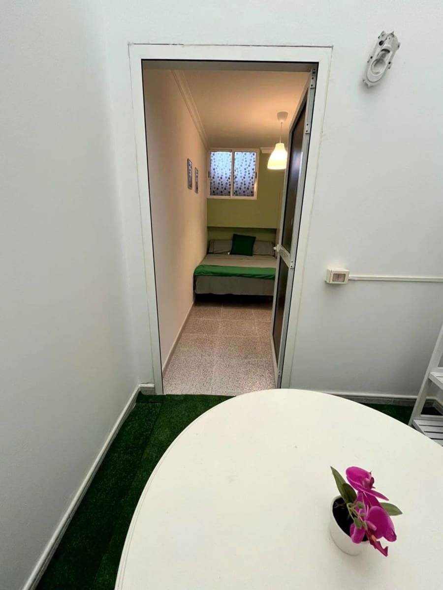 4 Zimmer Haus zu verkaufen in Las Palmas de Gran Canaria mit Garage - 260.000 € (Ref: 9743092)