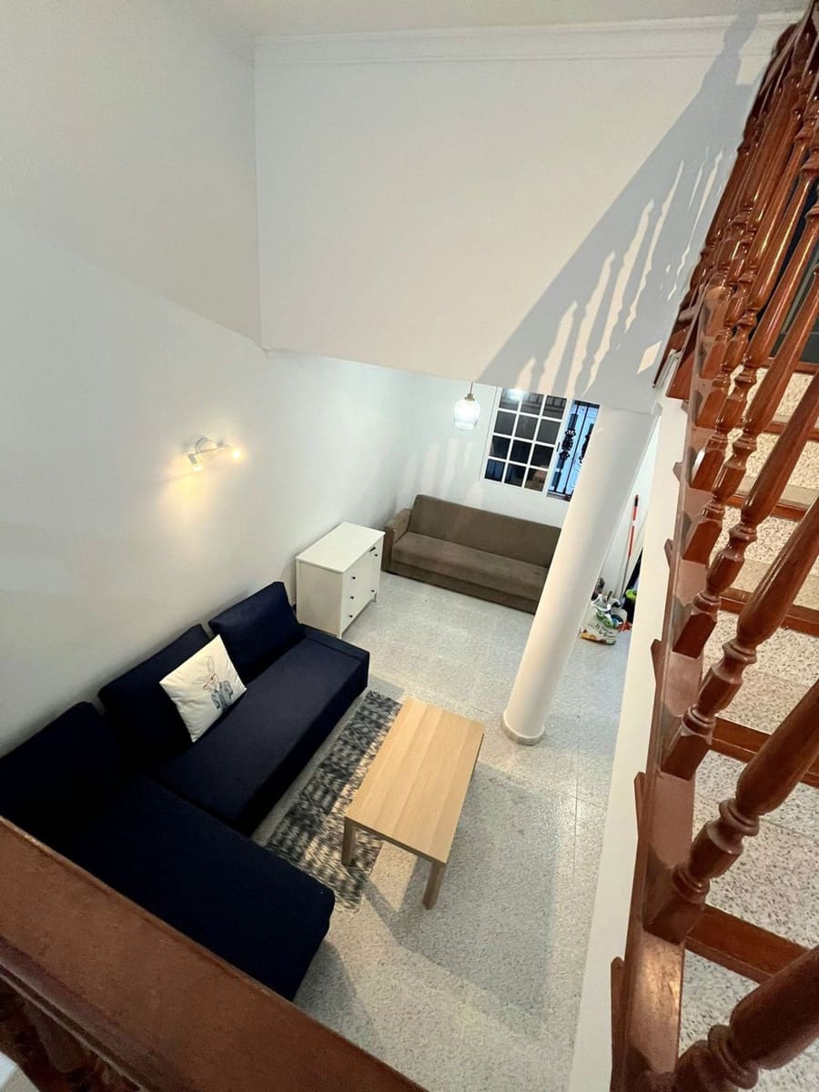 4 Zimmer Haus zu verkaufen in Las Palmas de Gran Canaria mit Garage - 260.000 € (Ref: 9743092)