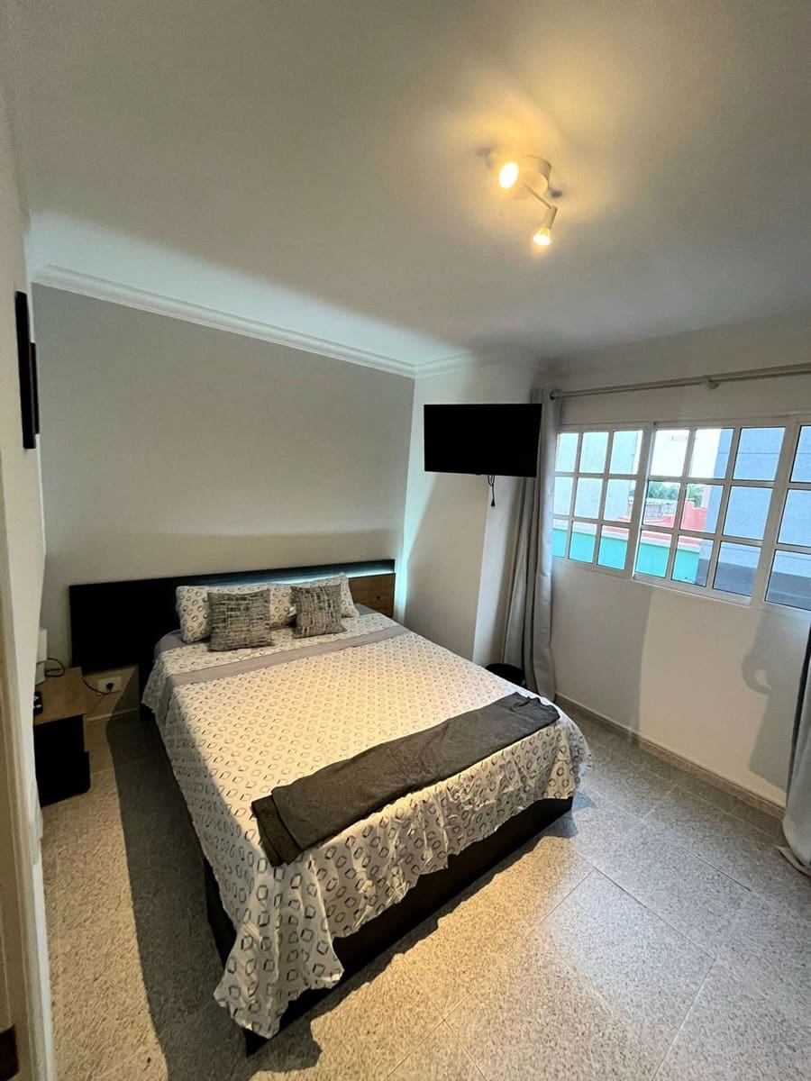 4 Zimmer Haus zu verkaufen in Las Palmas de Gran Canaria mit Garage - 260.000 € (Ref: 9743092)