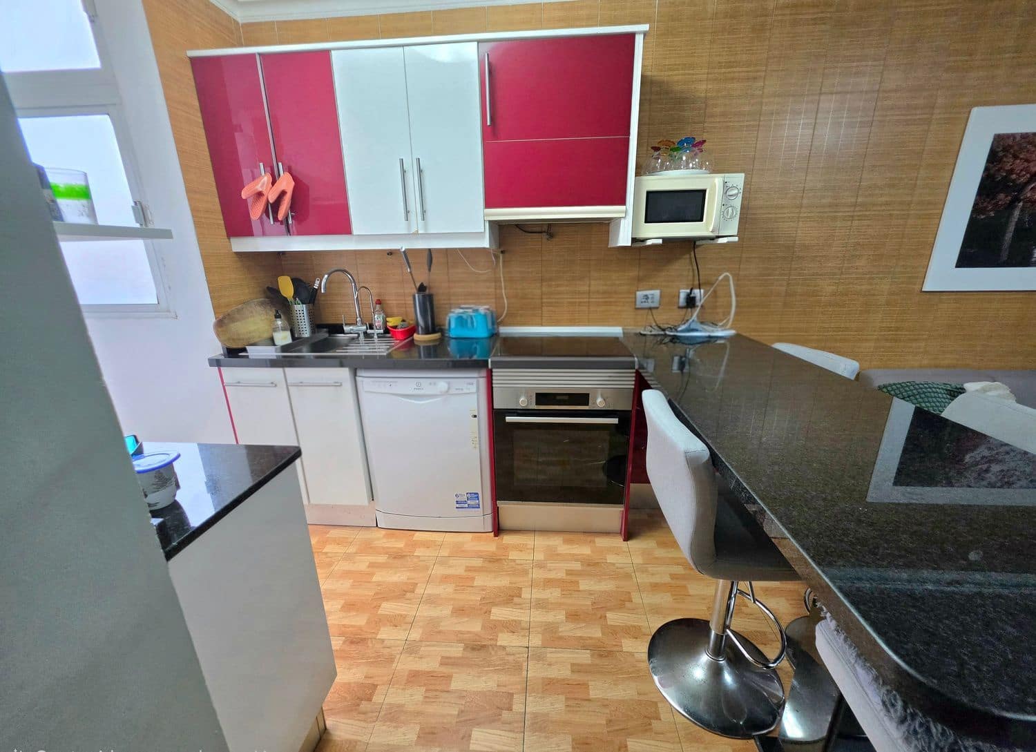 2 soverom Leilighet til salgs i Las Palmas de Gran Canaria med garasje - € 280 000 (Ref: 9751516)