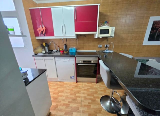 Apartamento de 2 habitaciones en Alcaravaneras, Las Palmas de Gran Canaria en venta con garaje - 280.000 € (Ref: 9751516)