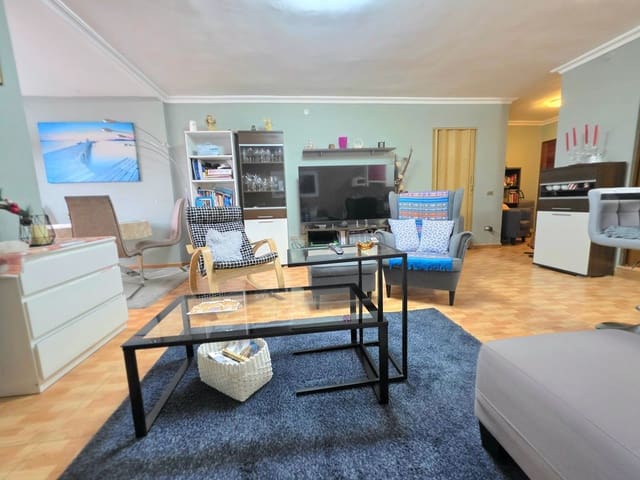 2 soveværelse Lejlighed til salg i Alcaravaneras, Las Palmas de Gran Canaria med garage - € 280.000 (Ref: 9751516)