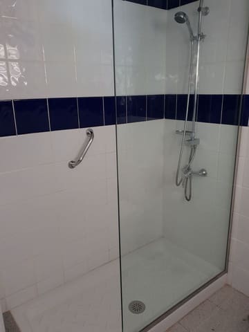 Apartament na sprzedaż w Las Palmas de Gran Canaria z basenem garażem - 170 000 € (Ref: 9770247)