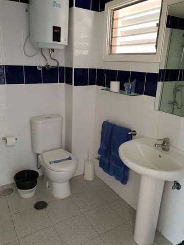 Apartament na sprzedaż w Las Palmas de Gran Canaria z basenem garażem - 170 000 € (Ref: 9770247)