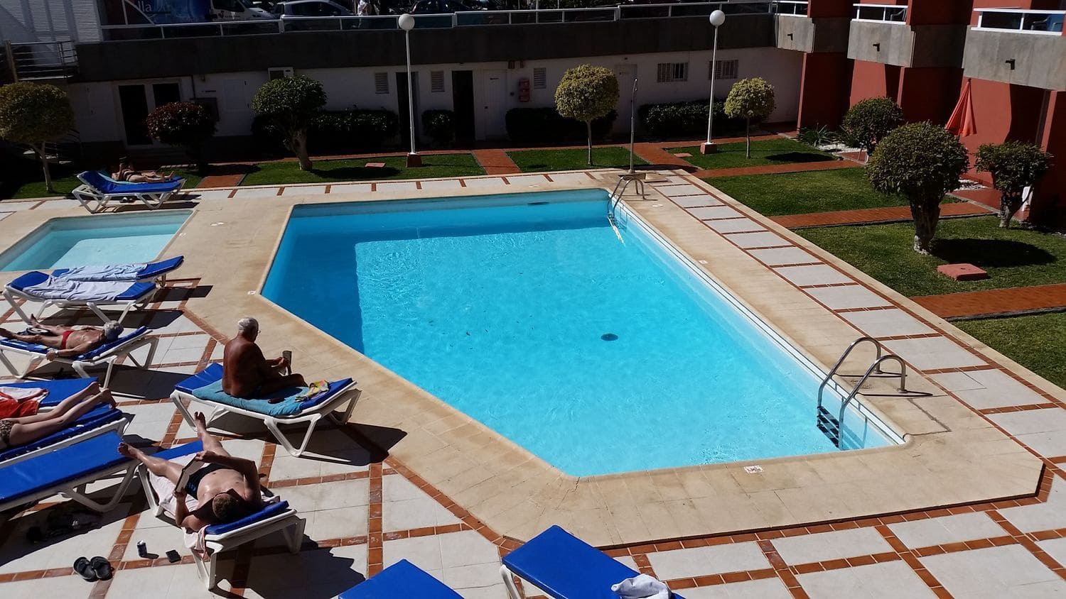 Apartament na sprzedaż w Las Palmas de Gran Canaria z basenem garażem - 170 000 € (Ref: 9770247)