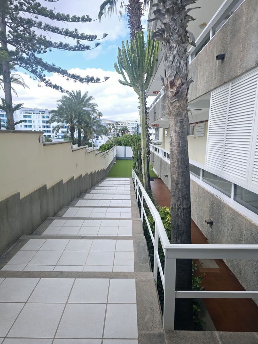 Apartamento para venda em Playa del Ingles com piscina garagem - 160 000 € (Ref: 9770247)