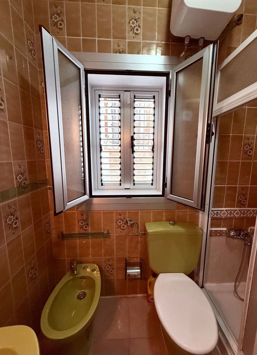 3 makuuhuone Huoneisto myytävänä paikassa Las Palmas de Gran Canaria mukana 
autotalli - 140 000 € (Ref: 9770248)