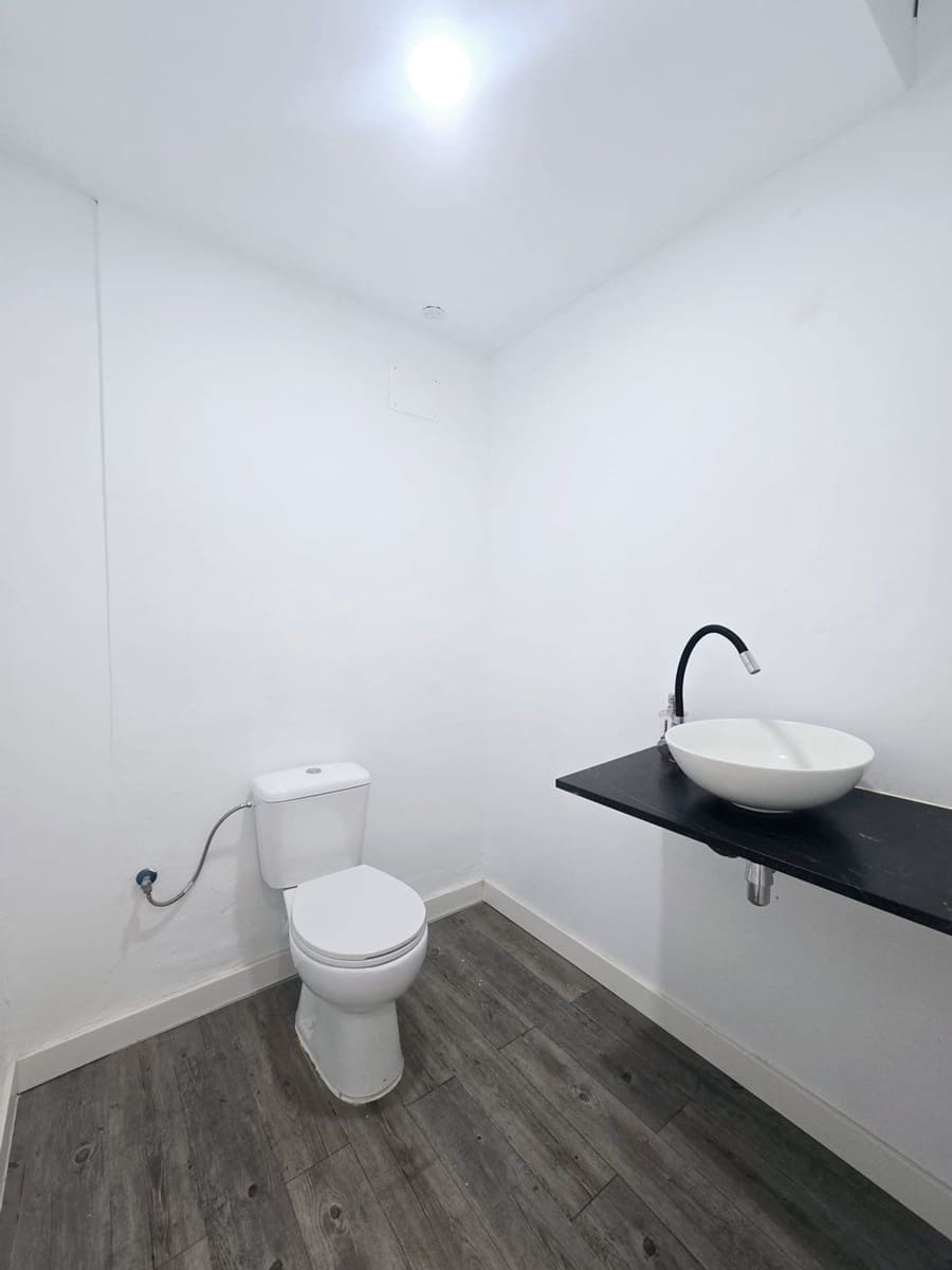 Kommersiell att hyra i Las Palmas de Gran Canaria - 1 200 € (Ref: 9770249)