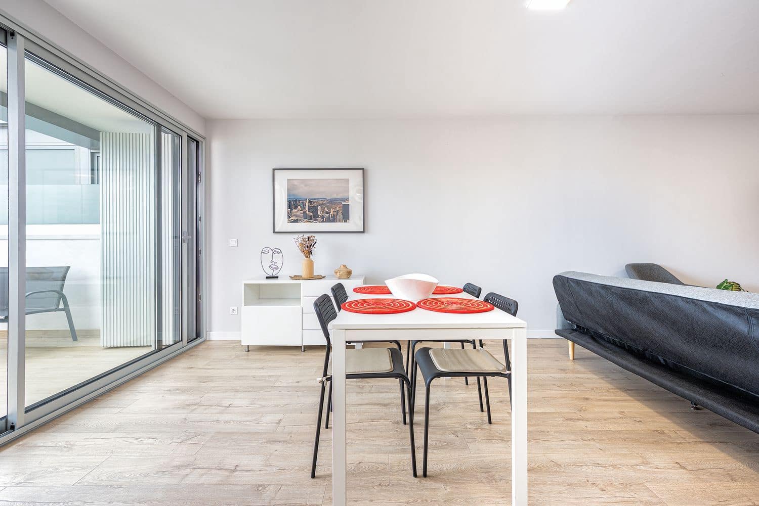 2 makuuhuone Huoneisto myytävänä paikassa Las Palmas de Gran Canaria mukana uima-altaan 
autotalli - 420 000 € (Ref: 9807514)