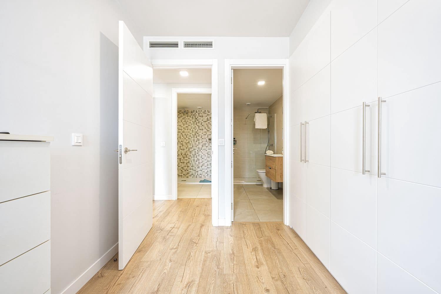 2 makuuhuone Huoneisto myytävänä paikassa Las Palmas de Gran Canaria mukana uima-altaan 
autotalli - 420 000 € (Ref: 9807514)