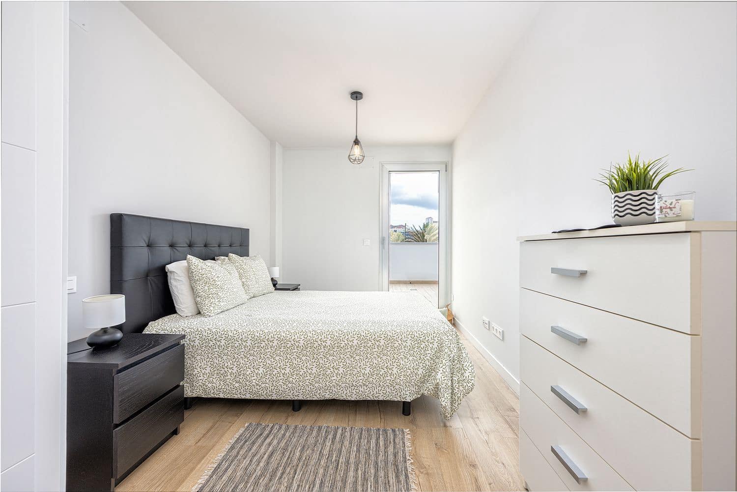 2 makuuhuone Huoneisto myytävänä paikassa Las Palmas de Gran Canaria mukana uima-altaan 
autotalli - 420 000 € (Ref: 9807514)