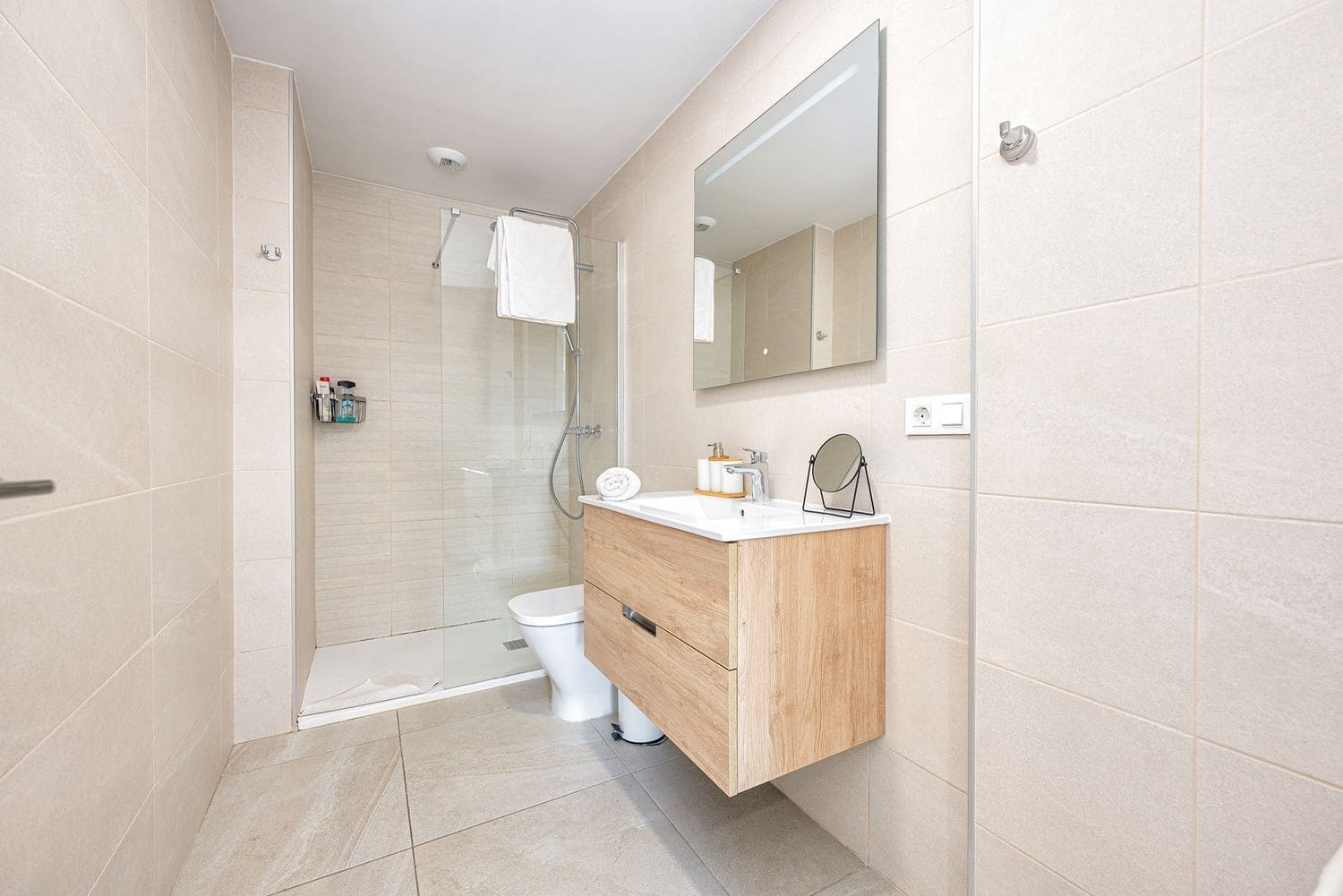 2 makuuhuone Huoneisto myytävänä paikassa Las Palmas de Gran Canaria mukana uima-altaan 
autotalli - 420 000 € (Ref: 9807514)