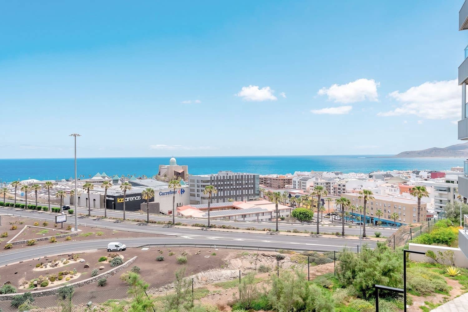 2 makuuhuone Huoneisto myytävänä paikassa Las Palmas de Gran Canaria mukana uima-altaan 
autotalli - 420 000 € (Ref: 9807514)