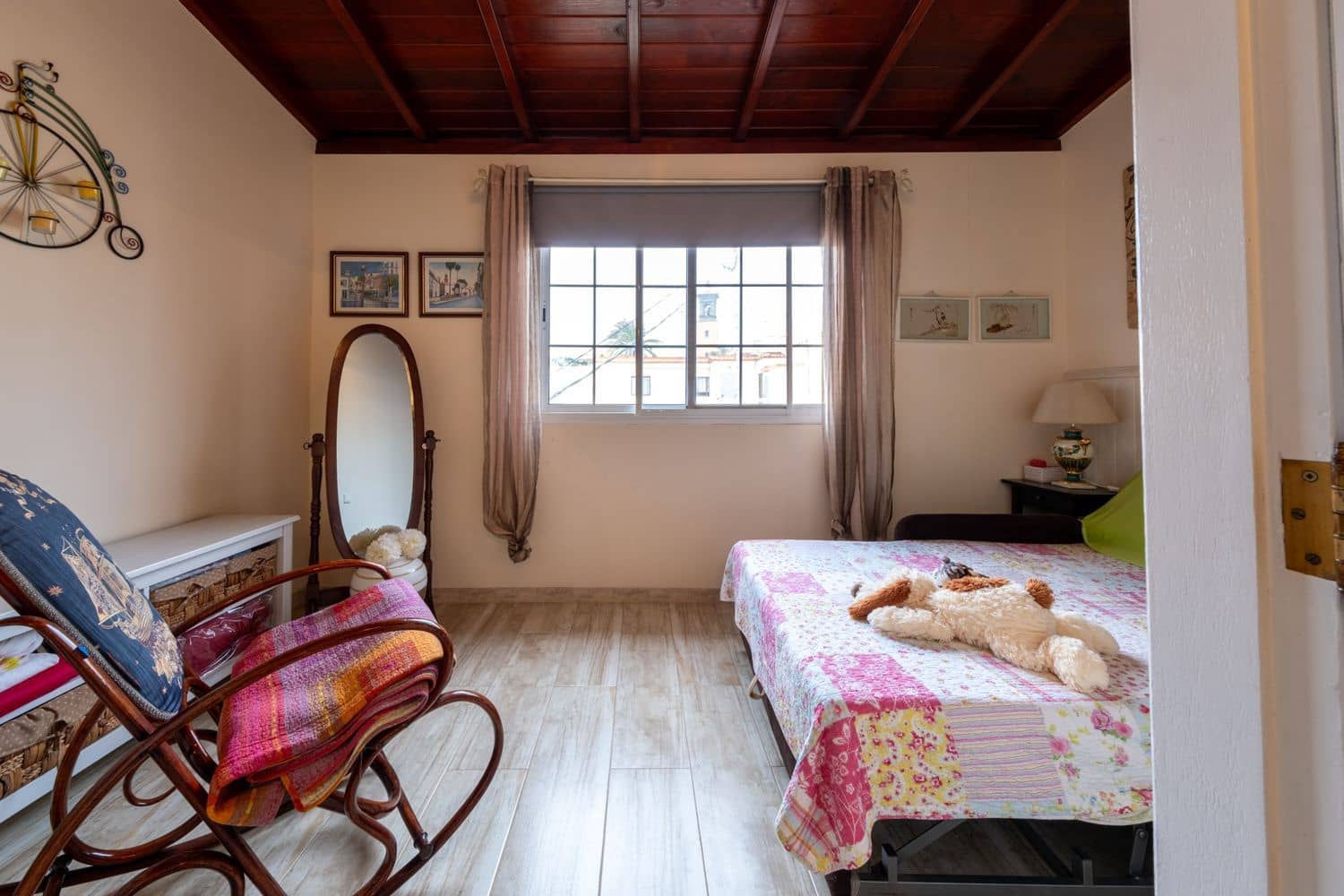 5 bedroom Townhouse for sale in Las Palmas de Gran Canaria with garage - € 490,000 (Ref: 9807515)