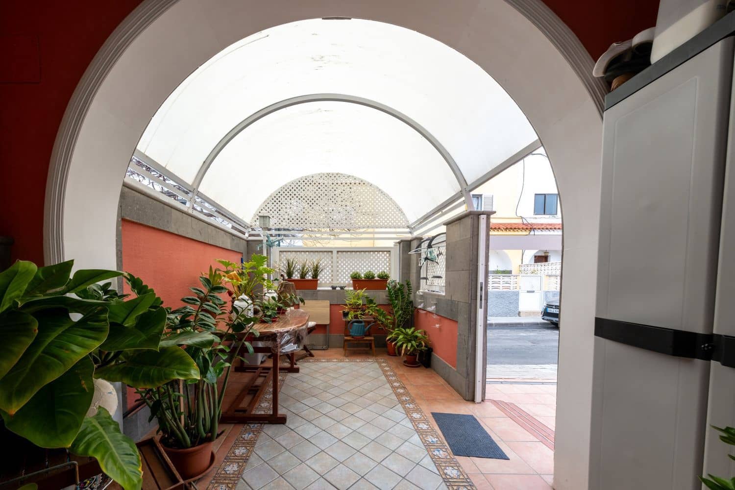 5 bedroom Townhouse for sale in Las Palmas de Gran Canaria with garage - € 490,000 (Ref: 9807515)