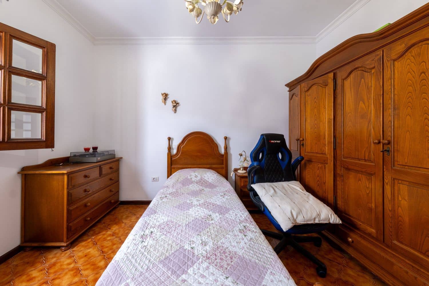 5 bedroom Townhouse for sale in Las Palmas de Gran Canaria with garage - € 490,000 (Ref: 9807515)