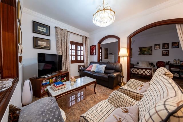 5 soveværelse Byhus til salg i Altavista - Don Zoilo, Las Palmas de Gran Canaria med garage - € 490.000 (Ref: 9807515)