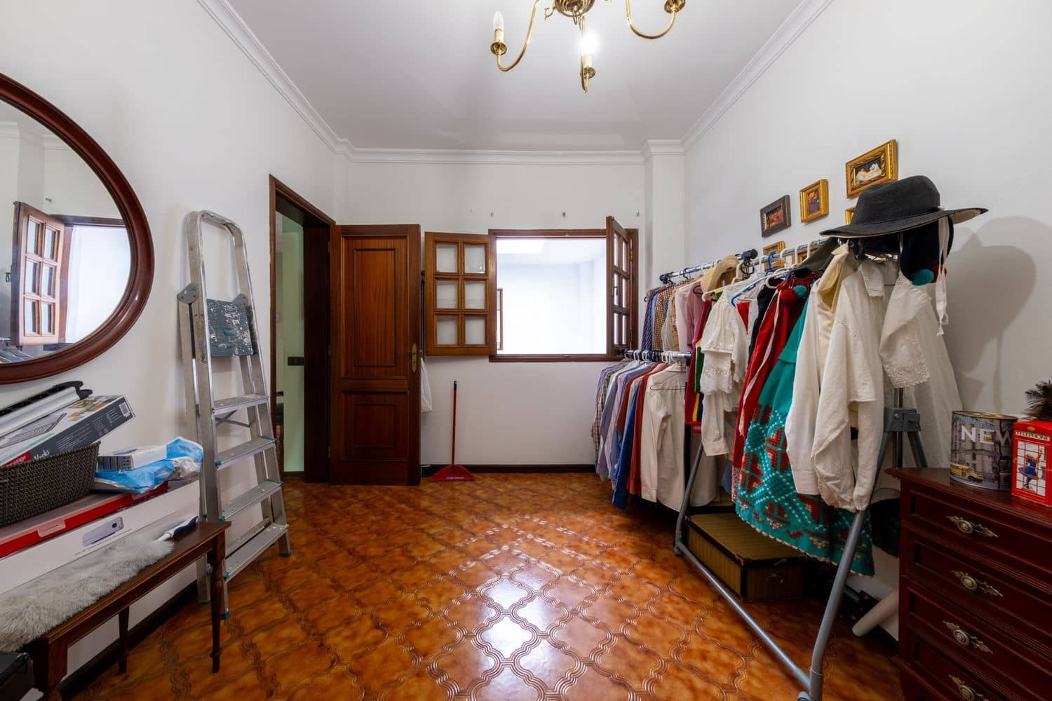 5 bedroom Townhouse for sale in Las Palmas de Gran Canaria with garage - € 490,000 (Ref: 9807515)